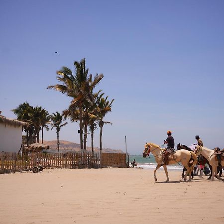 Los Almendros De Máncora Esterno foto